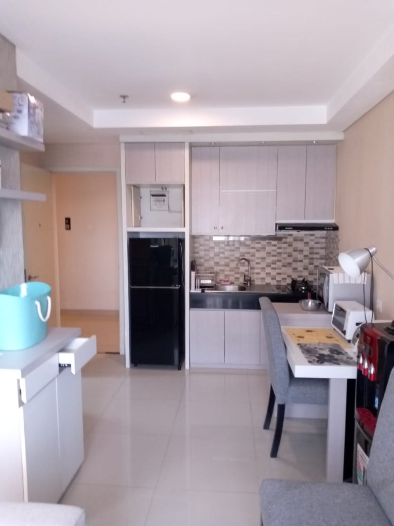 Unit 1 BR Apartemen Trivium Terrace Tower Suite Disewakan di Lippo Cikarang